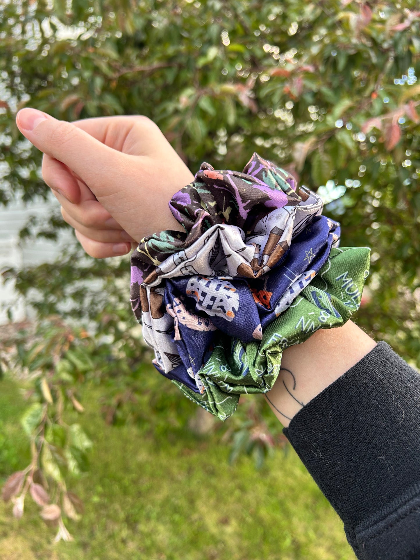 Books & Cats Scrunchie
